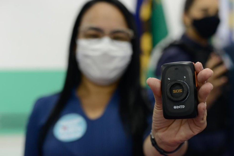 tecnologia de rastreamento com botão de pânico