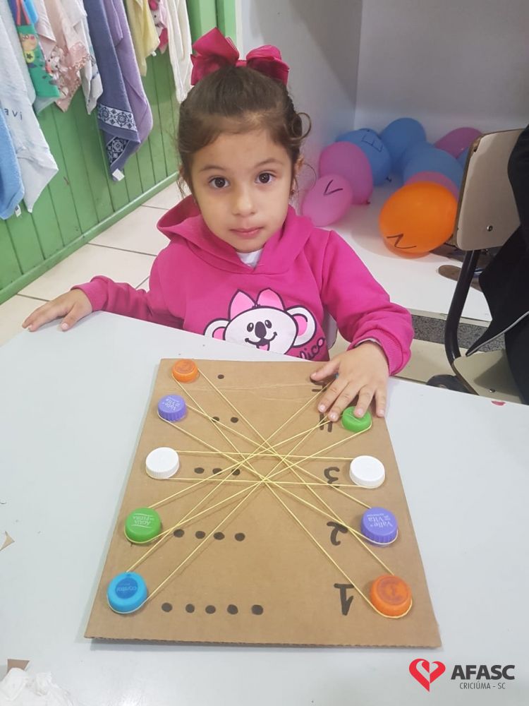 10 Brinquedos com Garrafa PET que Você Pode Fazer em Casa Hoje