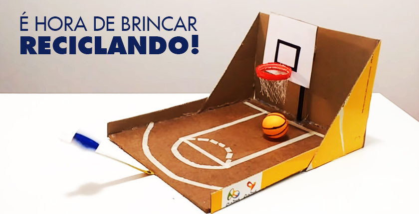 brinquedos de papelão
