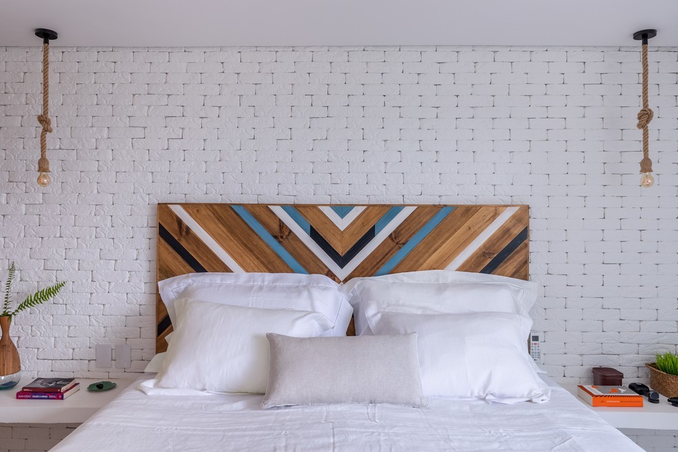 cabeceira de madeira