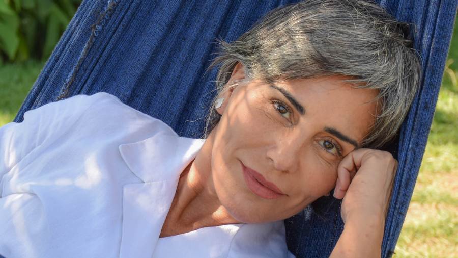 cabelo branco amarelado como evitar