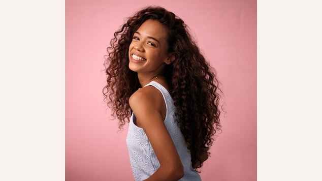 Guia Completo de Nutrição para Cabelos Crespos Longos