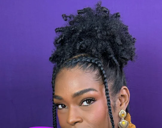 Como escolher o corte de cabelo cacheado curto ideal para seu tipo de rosto