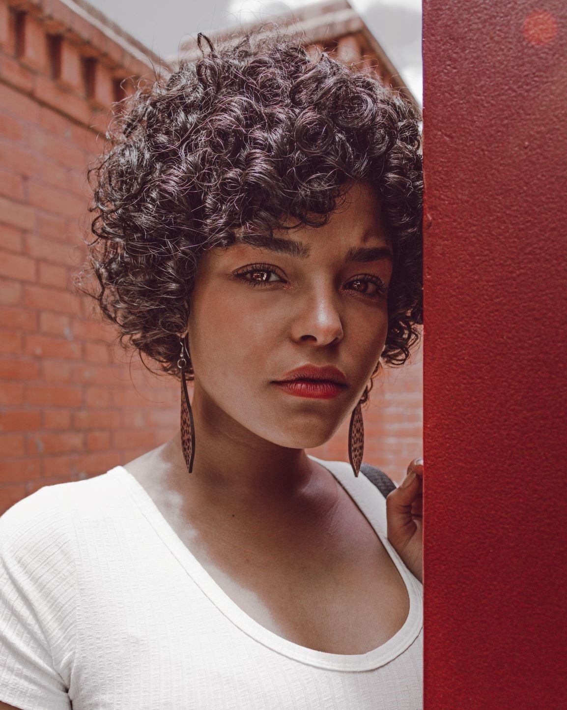 erros comuns ao cuidar cabelo crespo curto