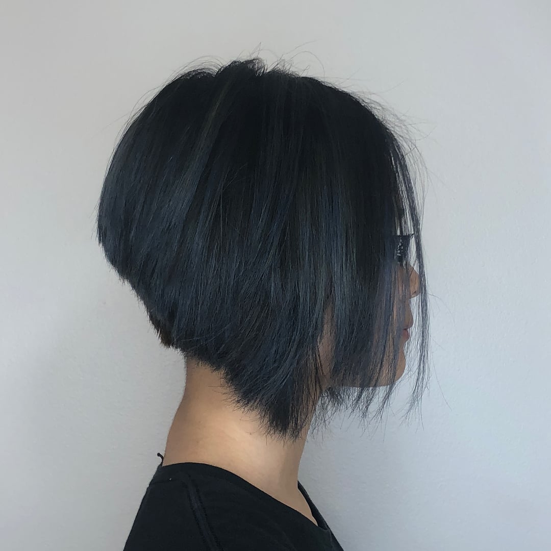 como evitar desbotamento cabelo curto preto azulado