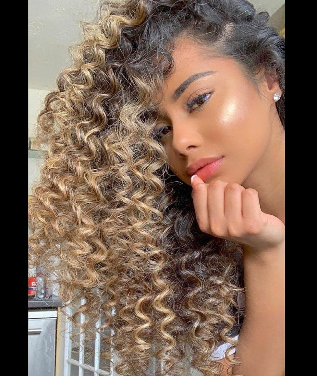 loiro capuccino para pele morena quente