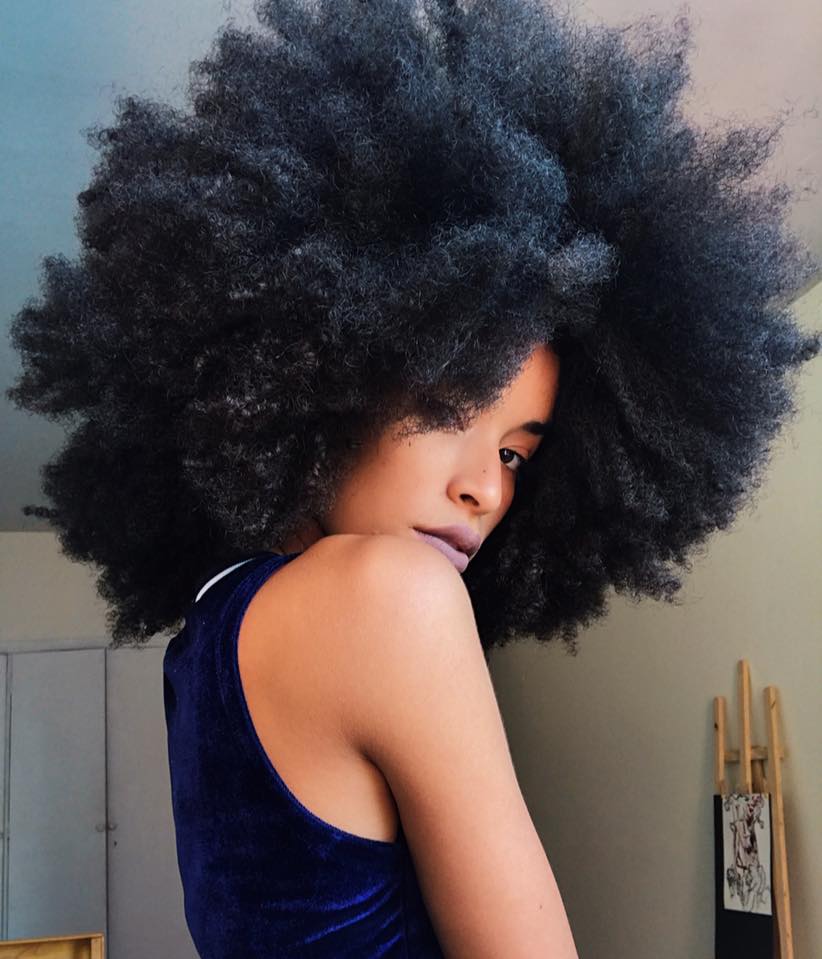 qual tinta usar para cabelo preto azulado