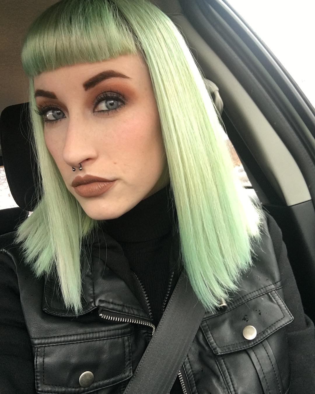 Desvendando o Cabelo Verde: Causas