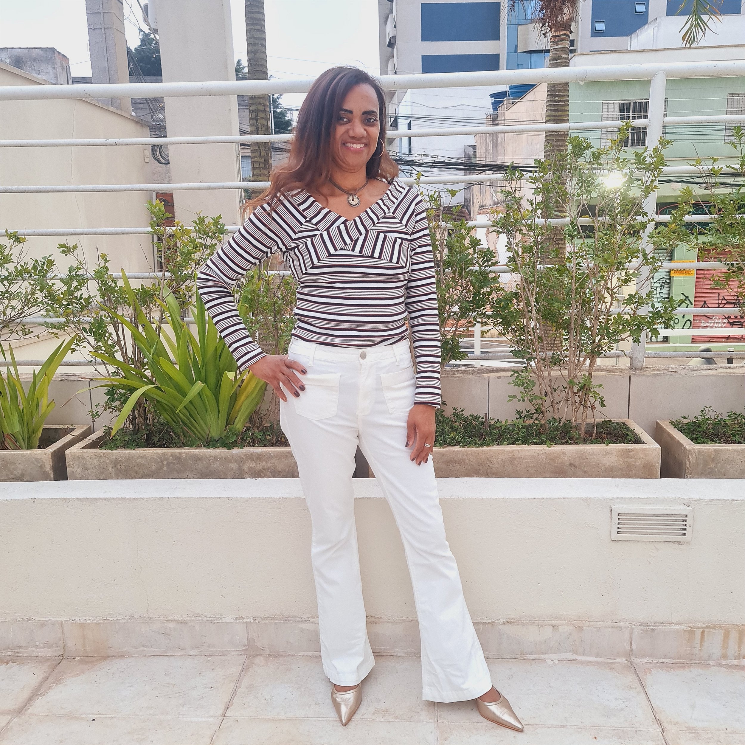 Calça Boca de Sino: História, Evolução e Como Usar Hoje