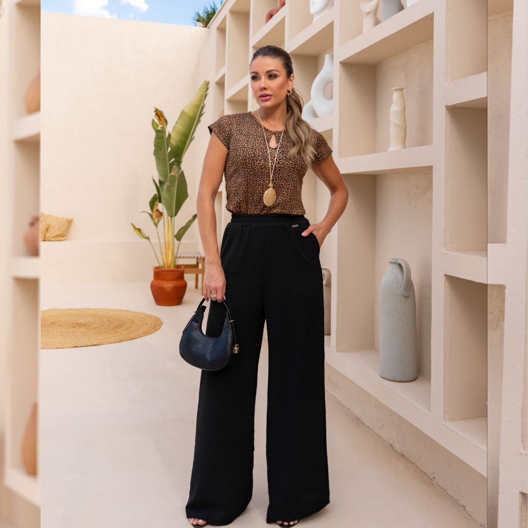 calça pantalona preta