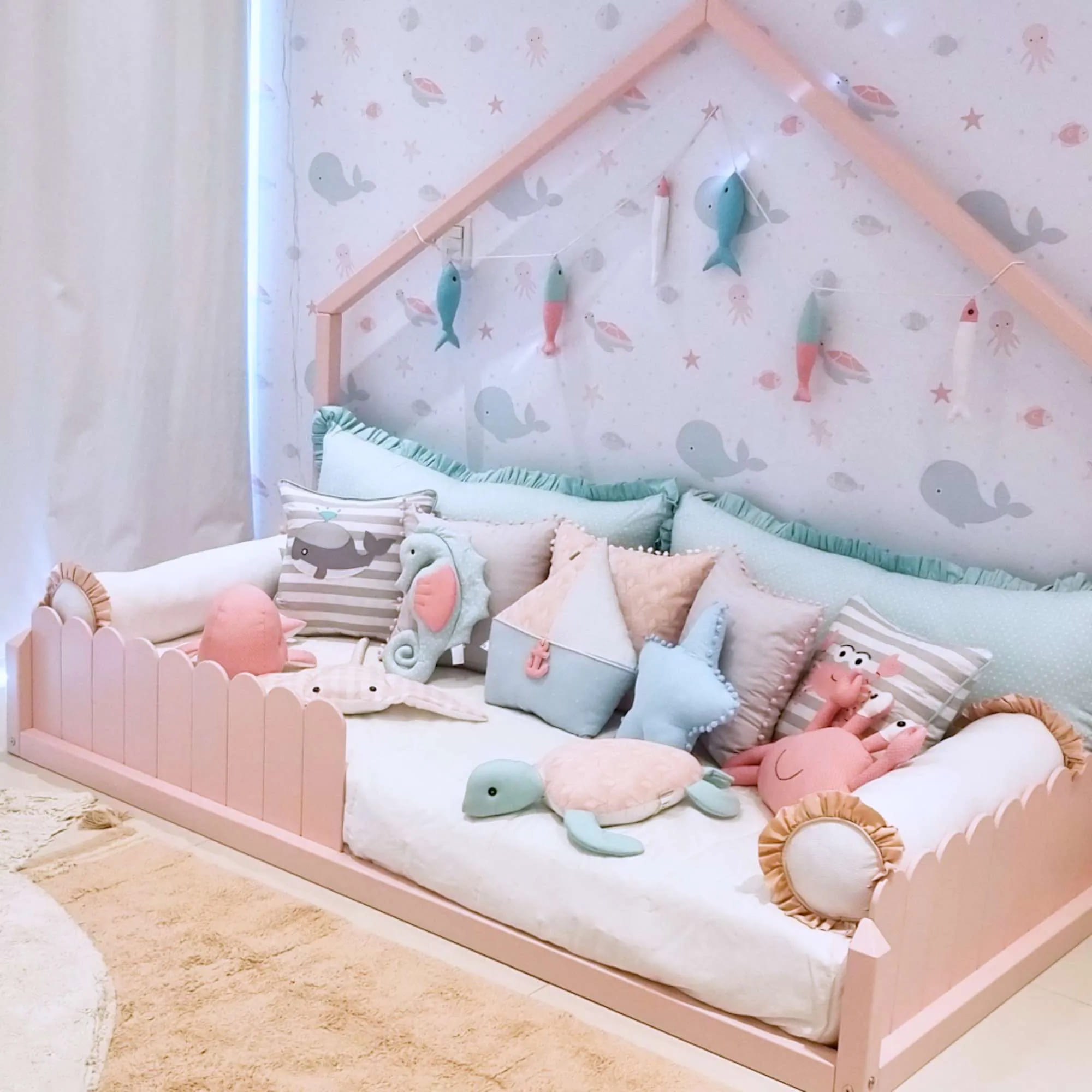 cama montessoriana em madeira maciça