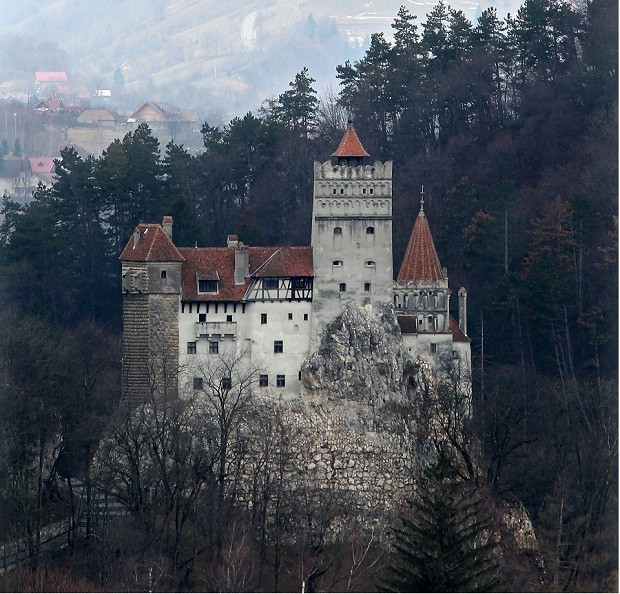 Guia Completo para Visitar o Castelo de Bran: Dicas e Roteiros
