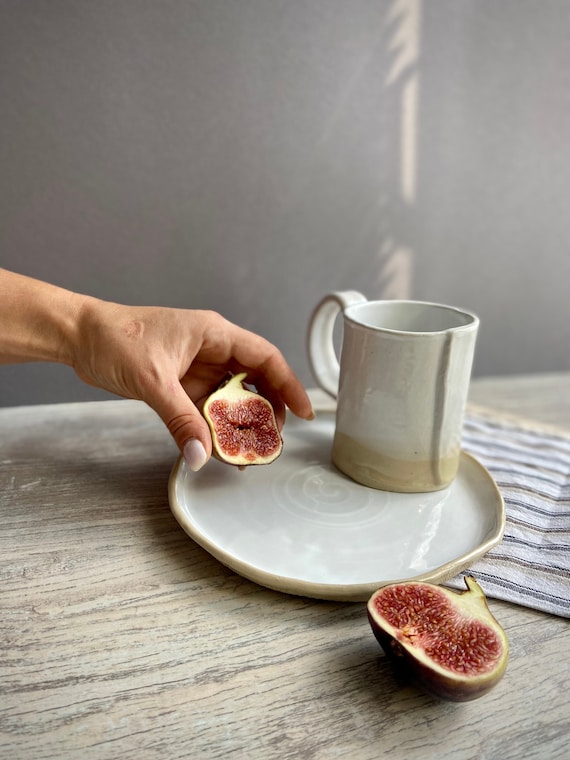 Cerâmica Utilitária vs. Decorativa: Como Escolher para Seu Ambiente