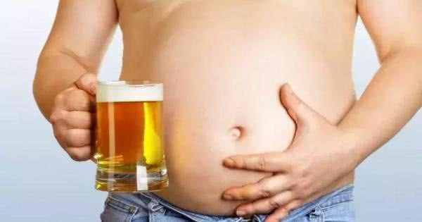 Álcool na dieta: como minimizar os danos ao seu metabolismo