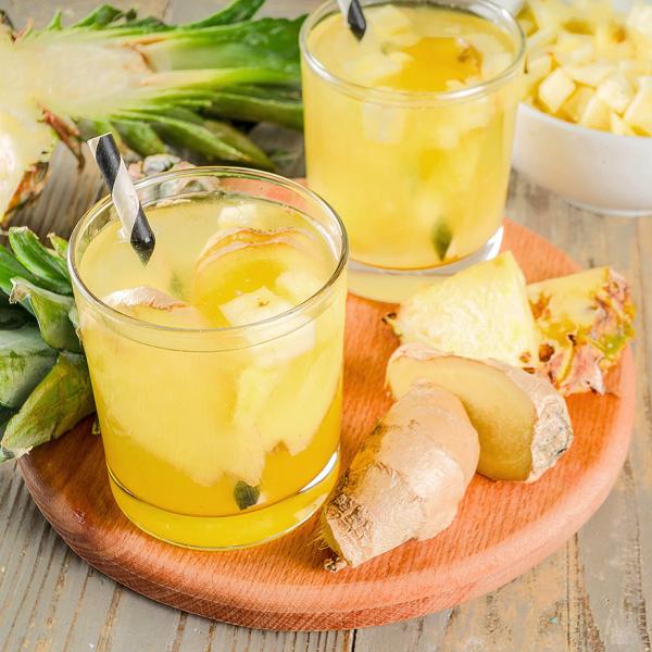 chá de casca de abacaxi com gengibre e limão