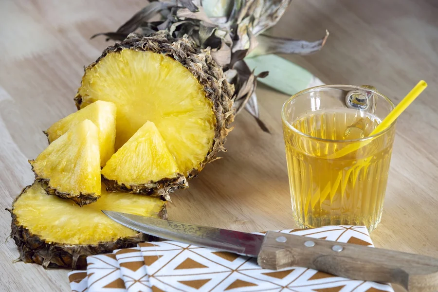 como fazer chá de casca de abacaxi