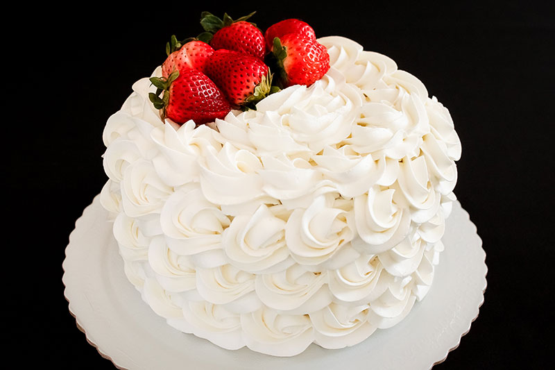 Chantininho vs. Chantilly Tradicional: Qual Usar e Por Quê?