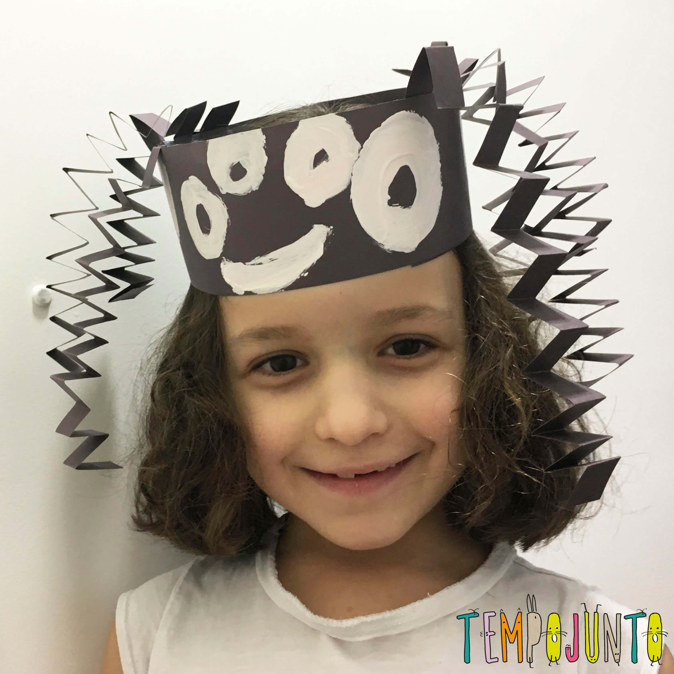 chapu de bruxa de cartolina