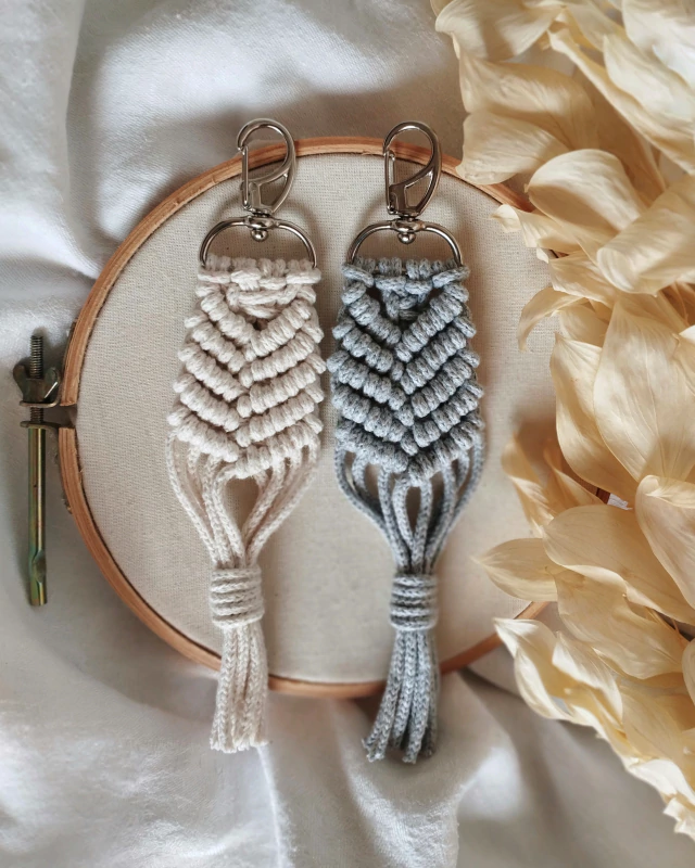 chaveiro de macramê