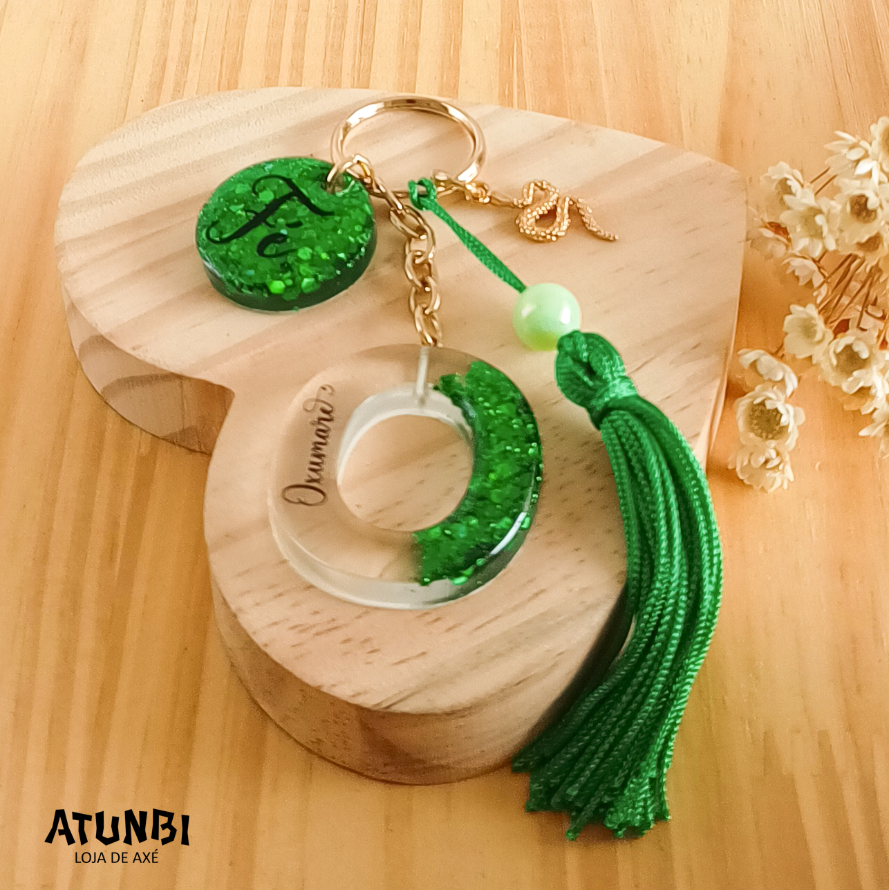 Guia Completo: Como Fazer Chaveiros de Resina em Casa