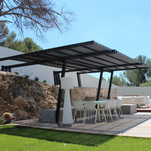 cobertura de pergolado resistente a chuva