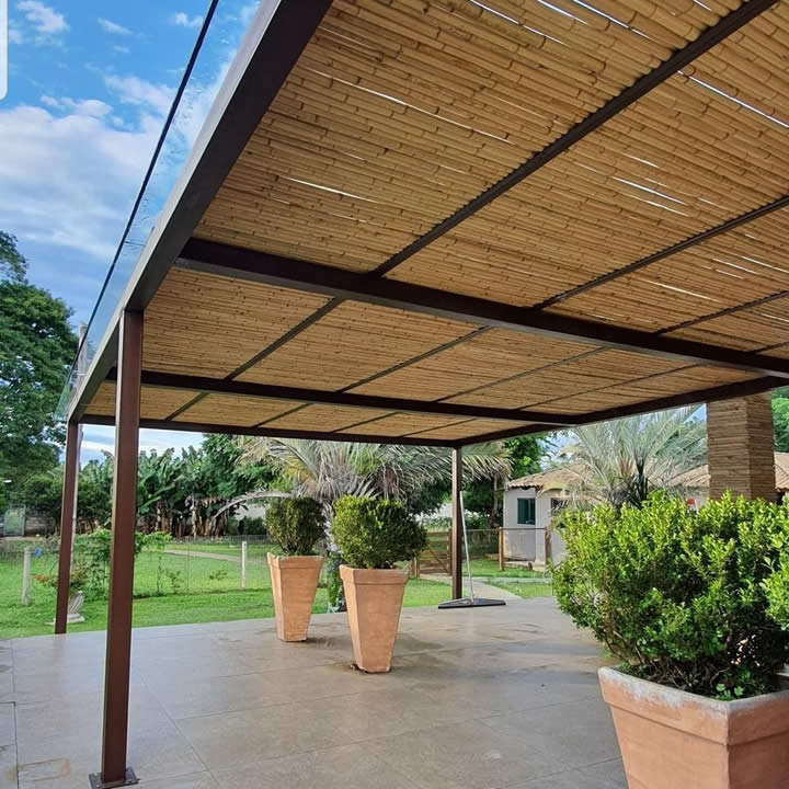 cobertura de pergolado rústica