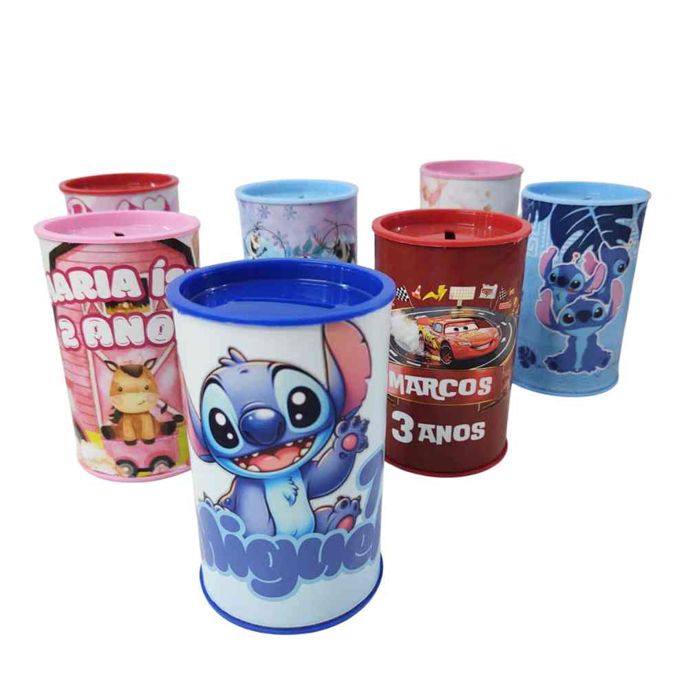 Cofrinhos de Cerâmica vs. Papelão: Qual o Melhor para Sua Festa?