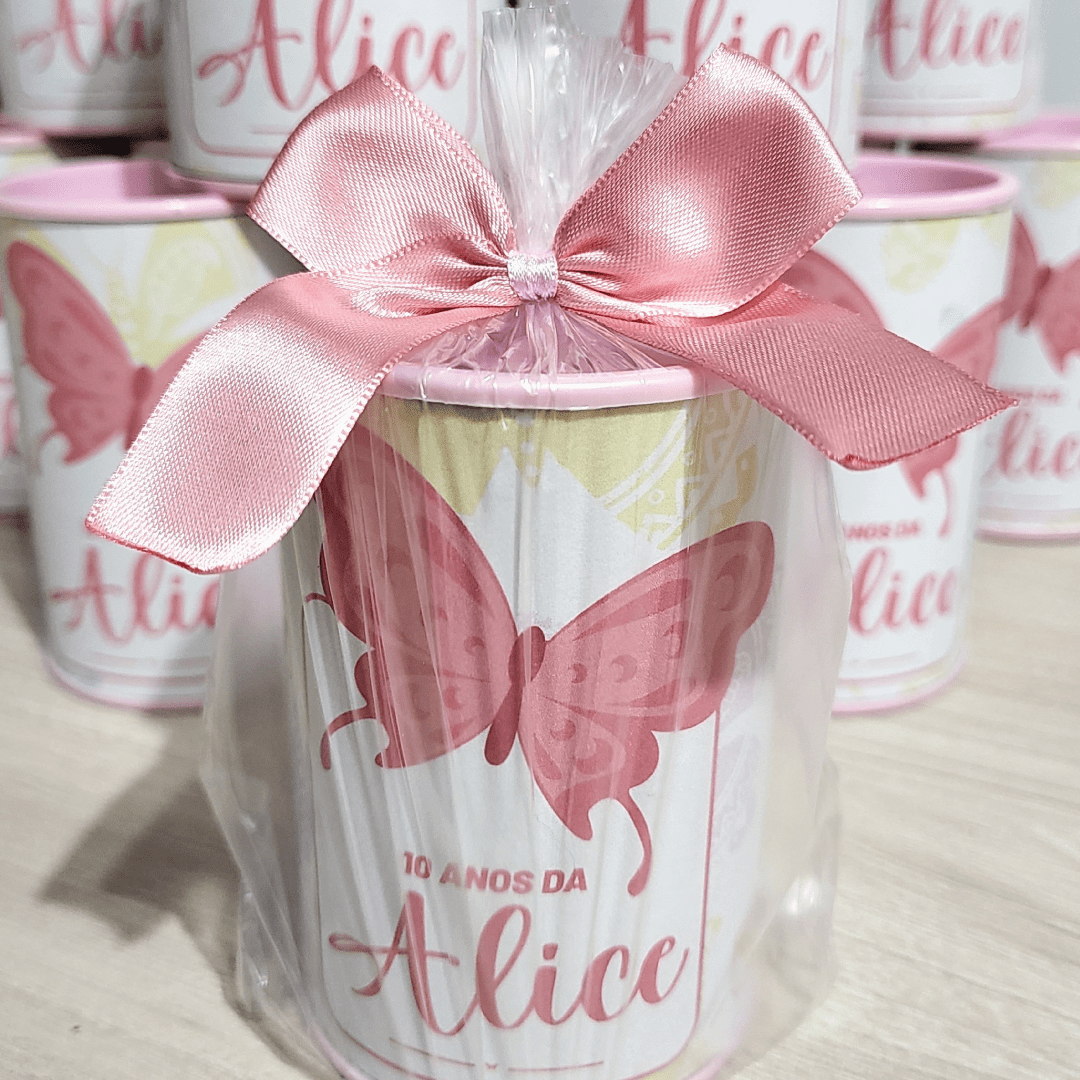 Cofrinhos de Cerâmica vs. Papelão: Qual o Melhor para Sua Festa?