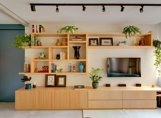 rack com painel decorado