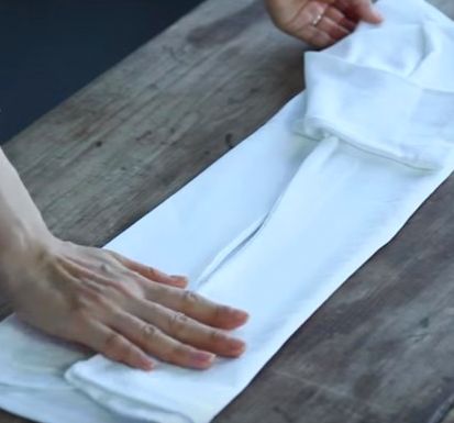 melhor forma de dobrar roupas para mala de viagem