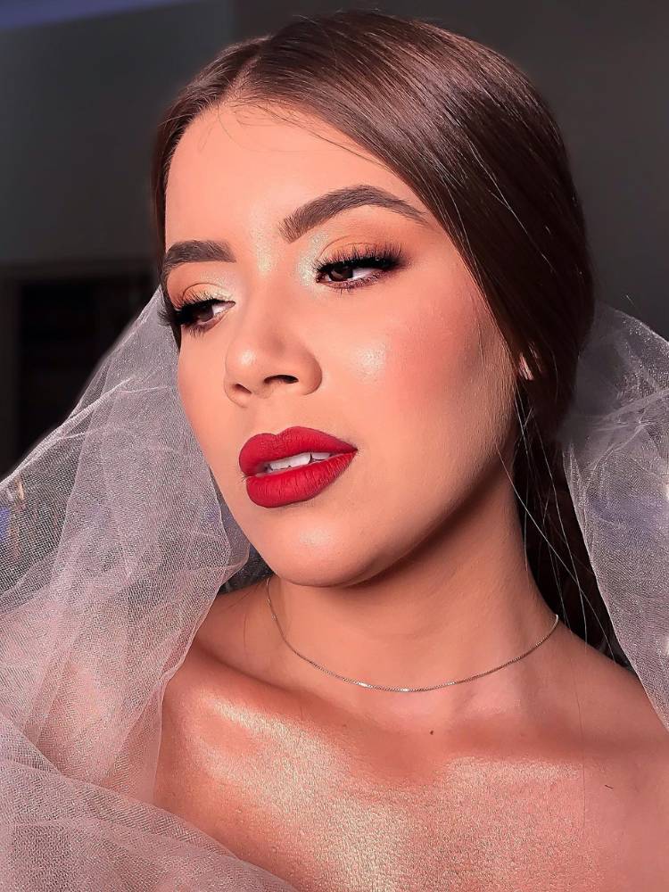 Tendências de maquiagem para casamentos em 2025