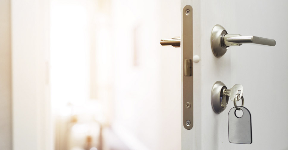 fechadura multiponto vs tetra qual a melhor