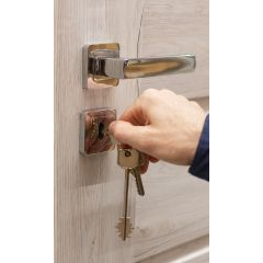 fechadura multiponto vs tetra qual a melhor