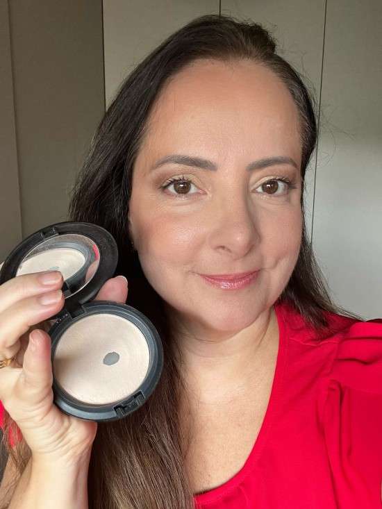 melhor pó compacto para pele oleosa