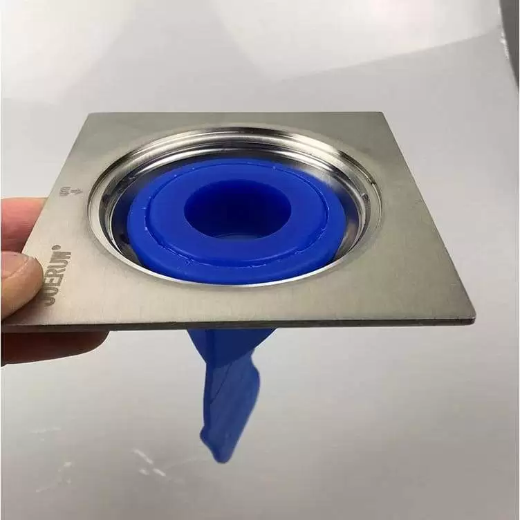 por que o ralo do banheiro está com mau cheiro