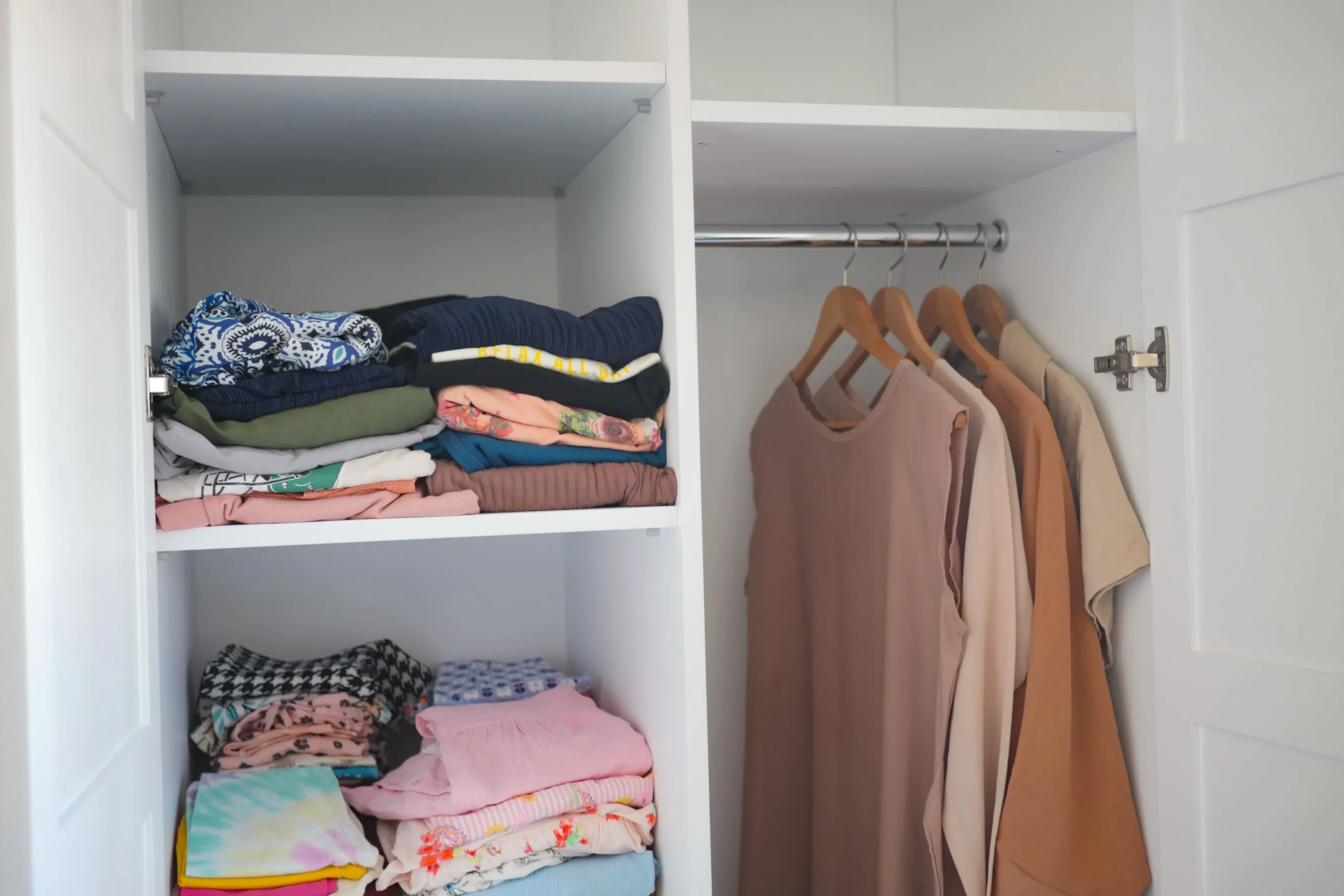 Guia Completo: Como Escolher o Melhor Desumidificador para Seu Armário