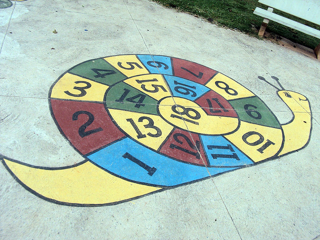 Amarelinha para Todas as Idades: Dicas para Adaptar o Jogo