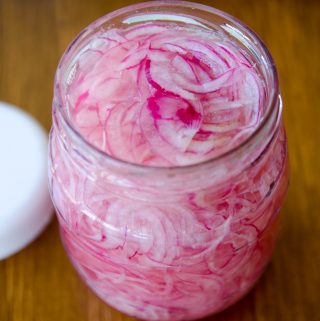 como fazer cebola roxa em conserva caseira
