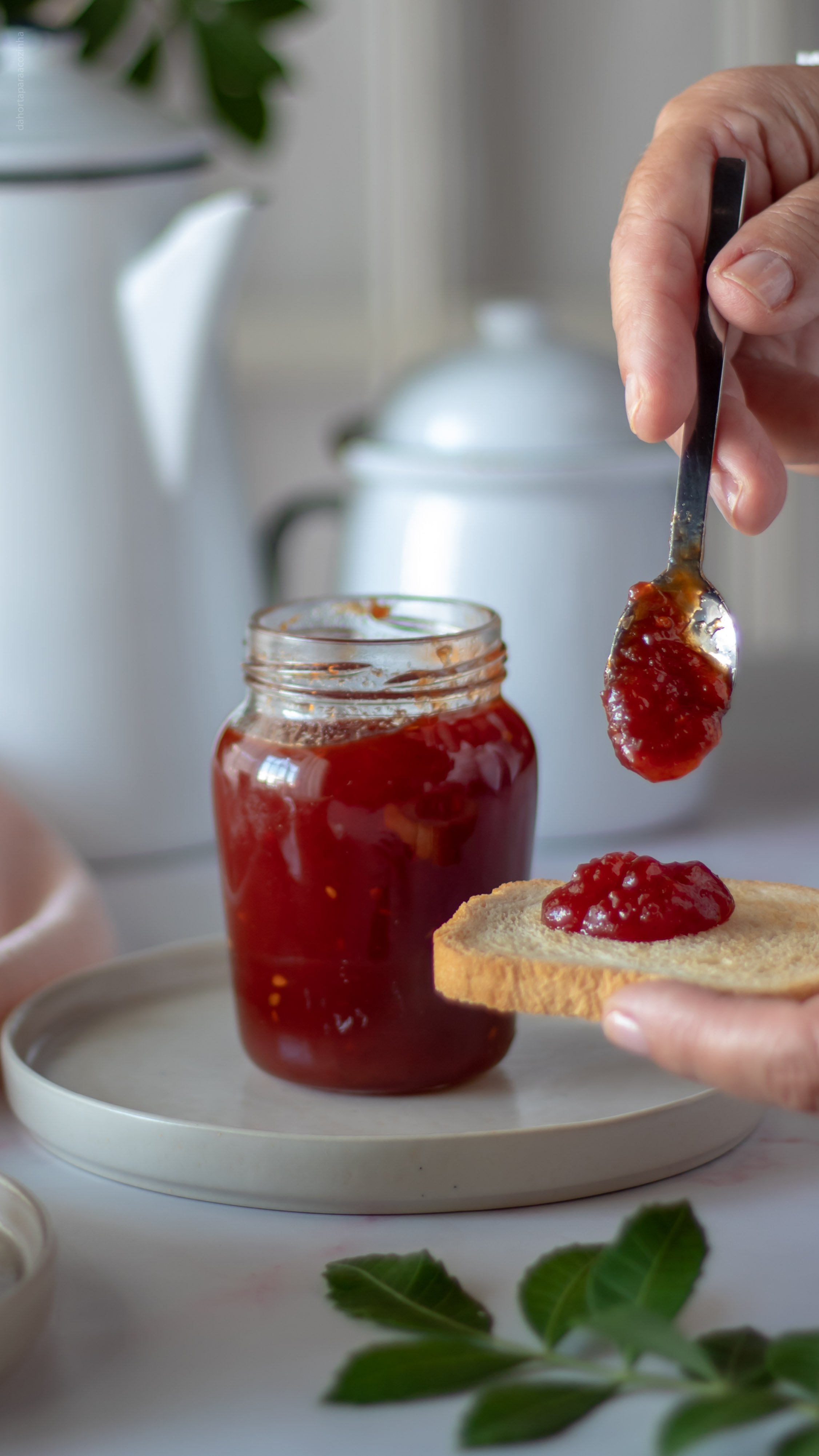 como fazer coracao com tomate cereja