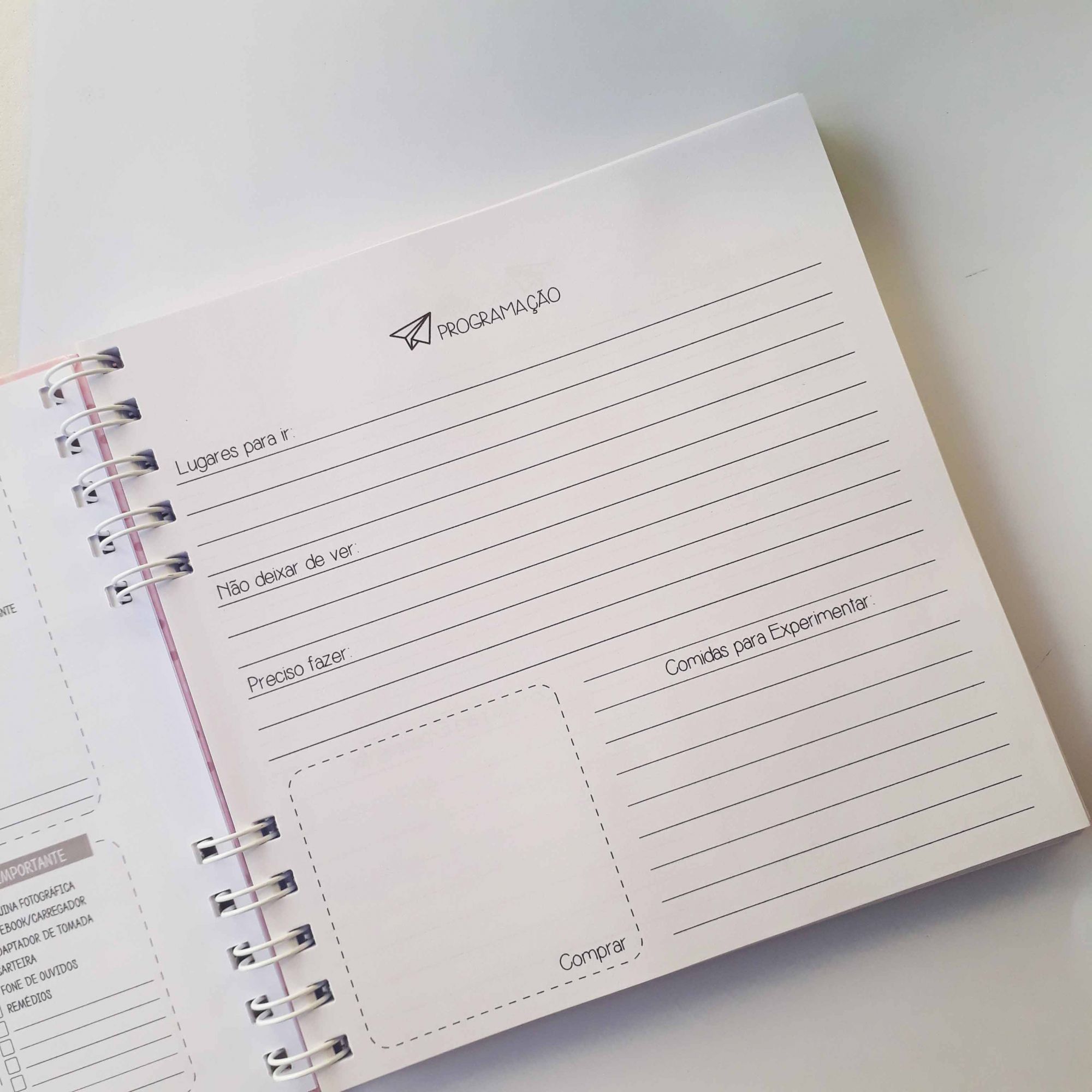 como fazer um travel journal criativo