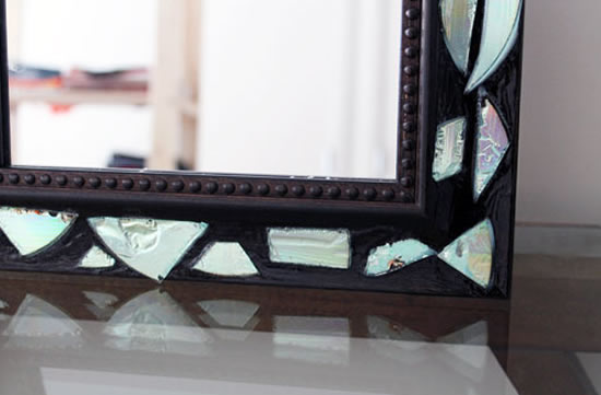 Além do Espelho: Outros Projetos de Mosaico com Cacos de CD