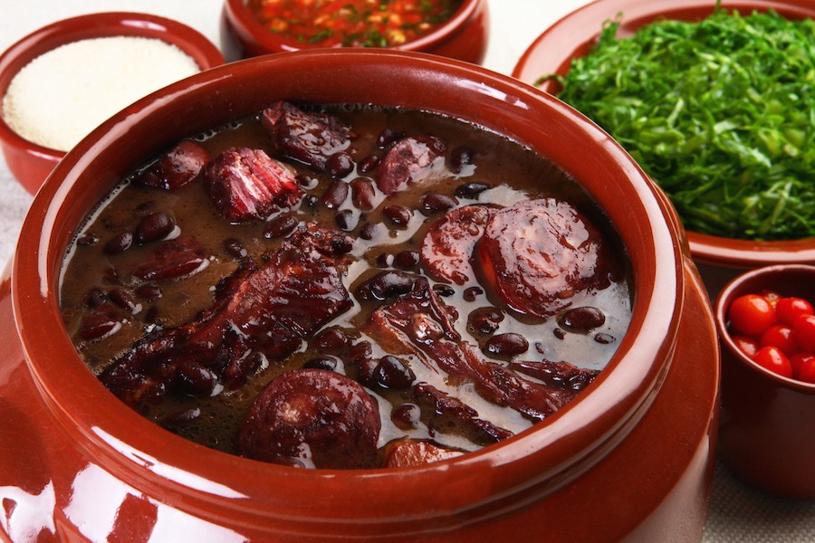 tempo de preparo feijoada com carnes salgadas
