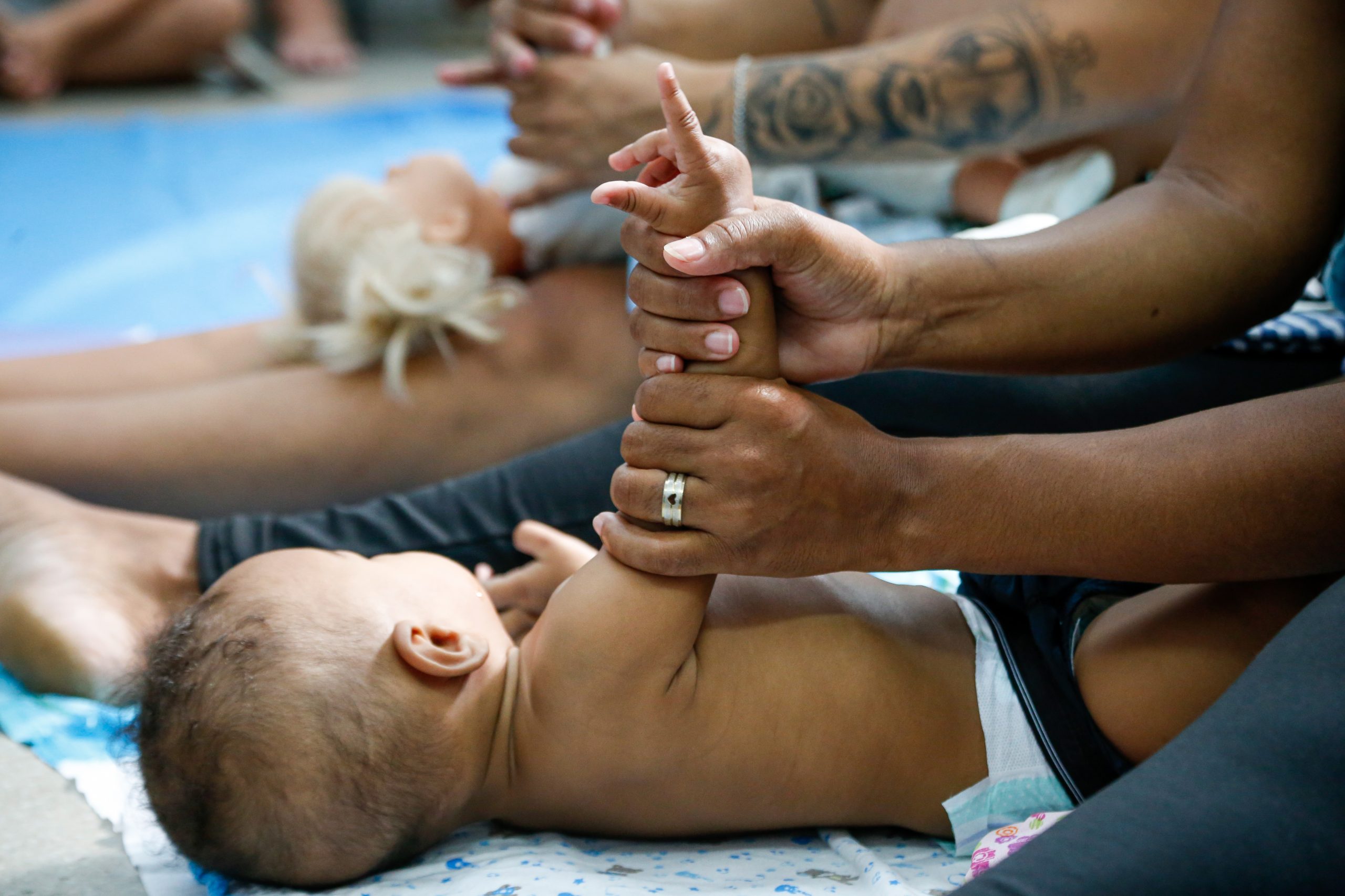 Como Fazer Massagem Shantala Para Bebês Relaxante