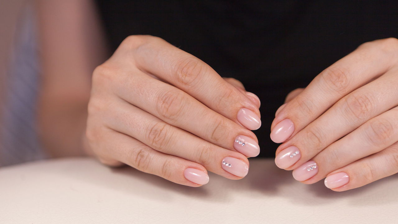 truques para esmalte não descascar nas pontas