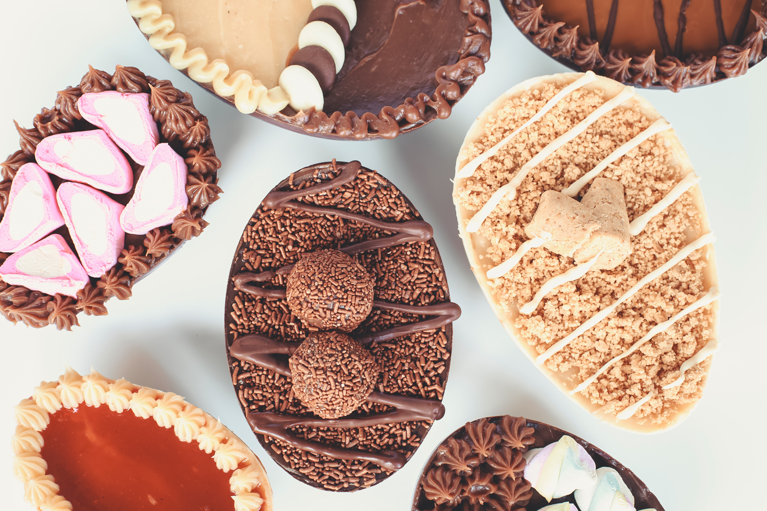 Como Fazer Ovos de Páscoa Decorados e Recheados