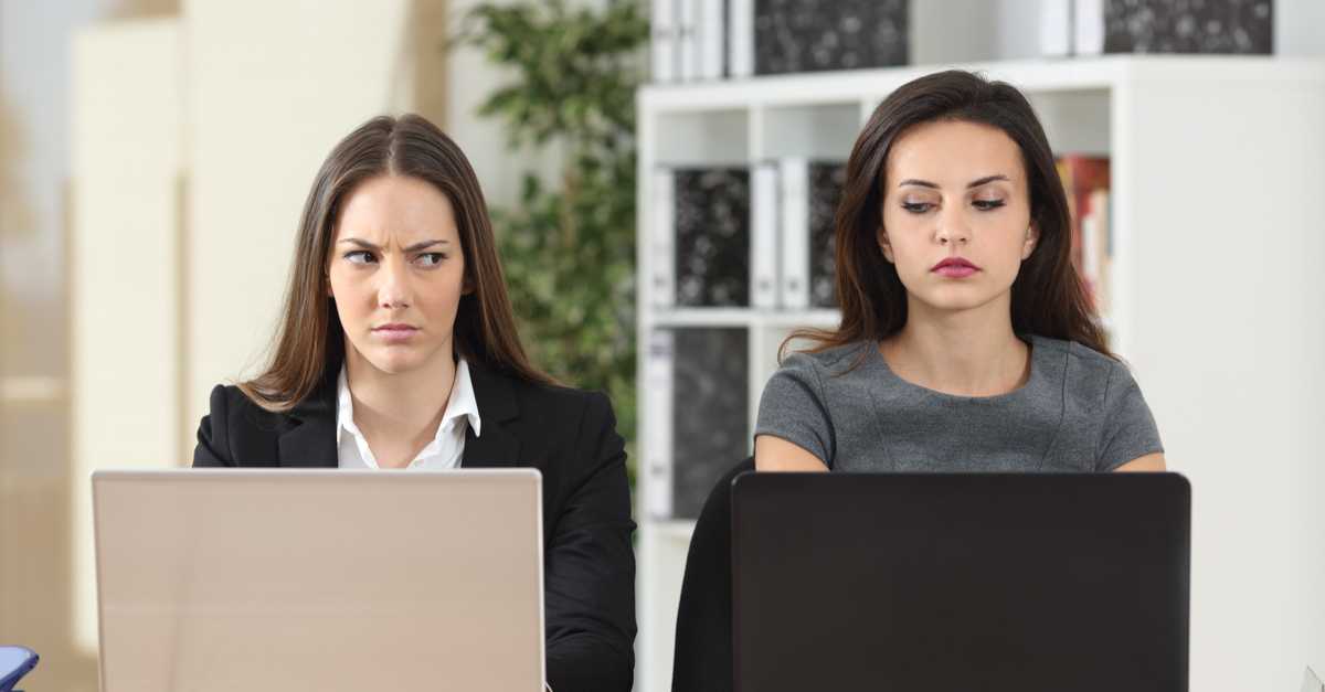 Autoconhecimento: A Chave para Parar de Buscar Validação Externa