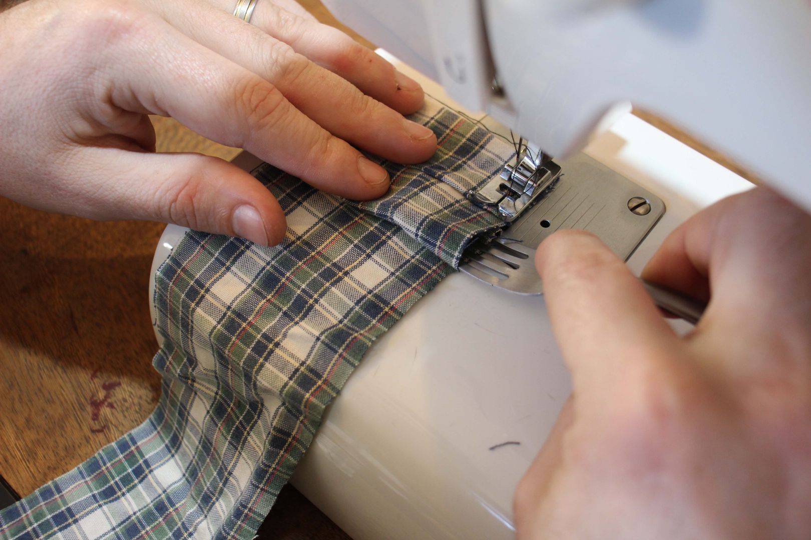 acabamento com pregas na costura