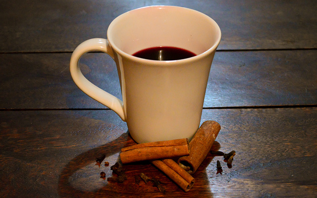 como fazer quentão de festa junina