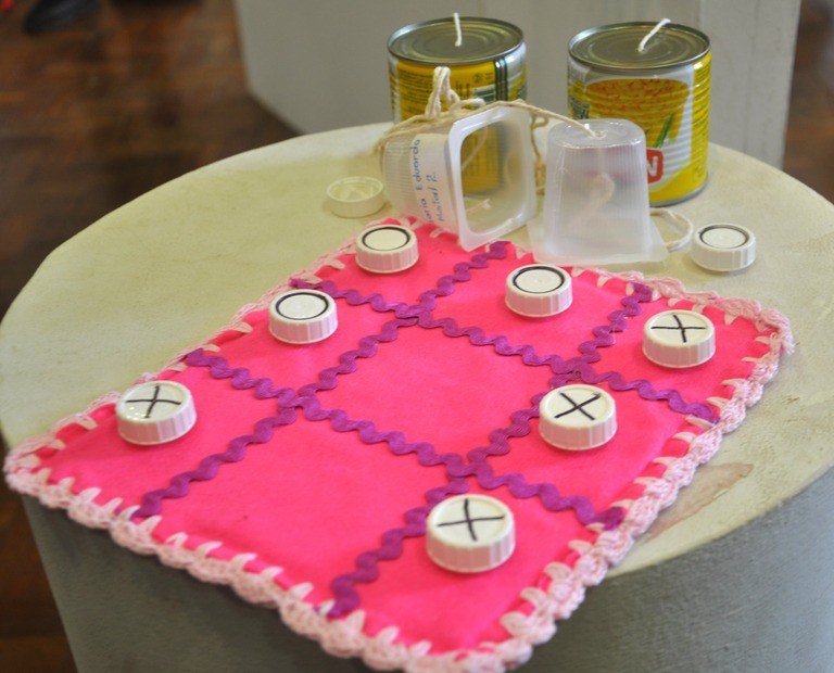 Telefone de Lata vs. Telefone de Copo: Qual a Diferença e Como Fazer?