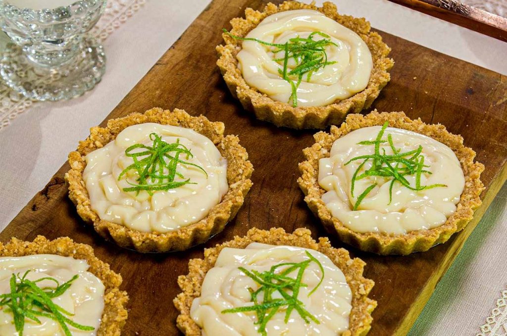 receita fácil de tortinha de limão com merengue
